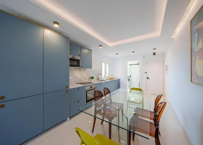 Soho Luxe Design - & Sea *
